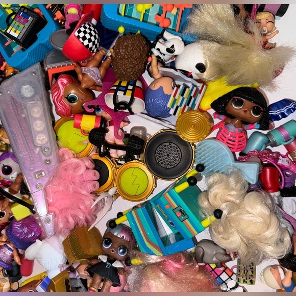 Lol dolls, pets, clothes, shoes, accessories and so much more - Picture 6 of 12